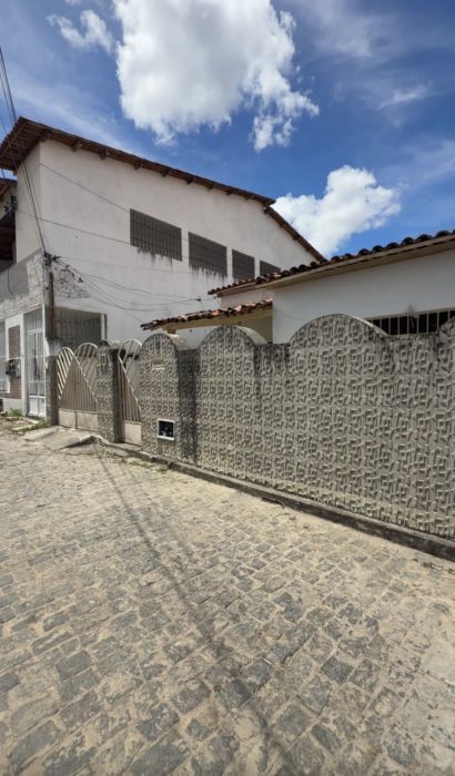 Casa - Venda - Jequiezinho - Jequi� - BA